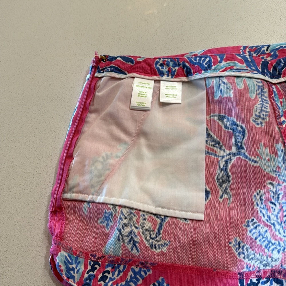 Lilly Pullitzer Cotton Pink and Blue Patterned Shorts Size 12 - Picture 4 of 5